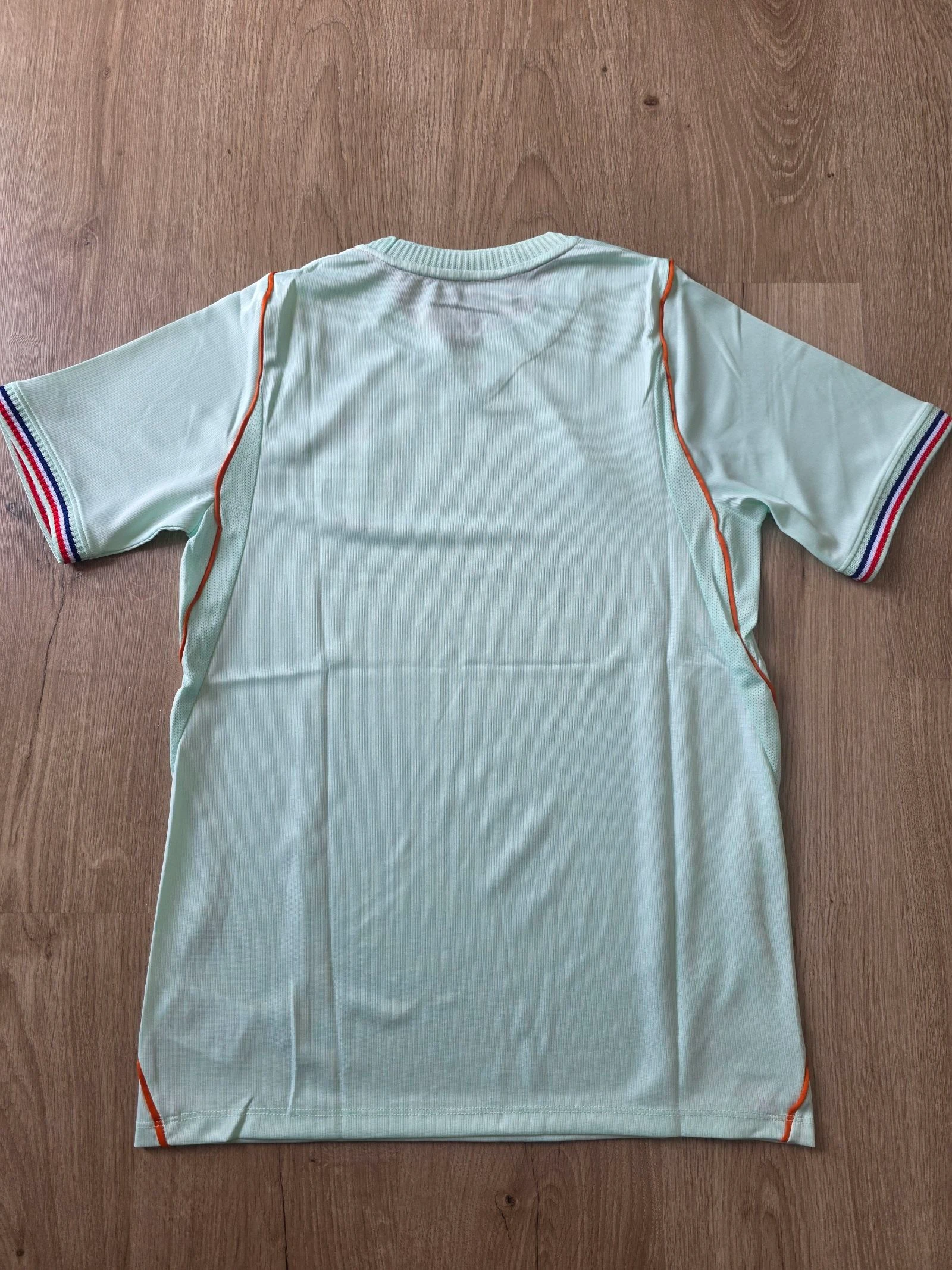 Maillot de l'équipe de France 2026 vert. – photo 2